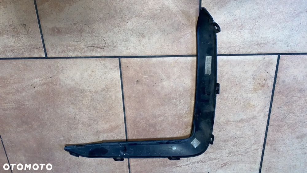 BMW X6 G06 M PAKIET LEWA KRATKA LISTWA W ZDERZAK PRZEDNI ORYGINAŁ 8092247 - 2