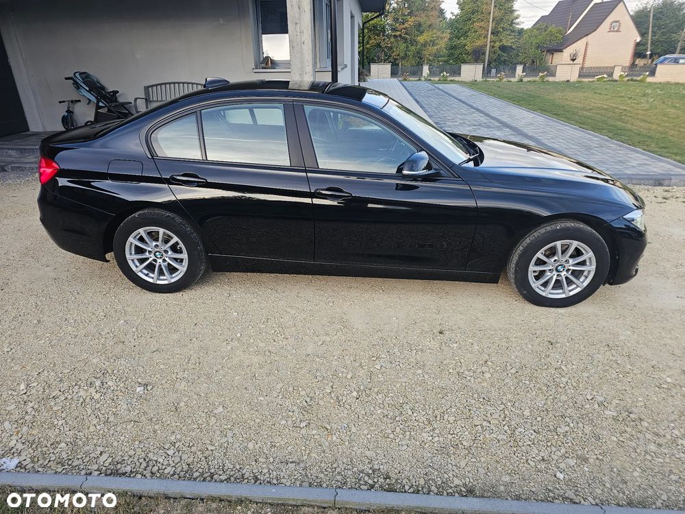 BMW Seria 3 316d - 4