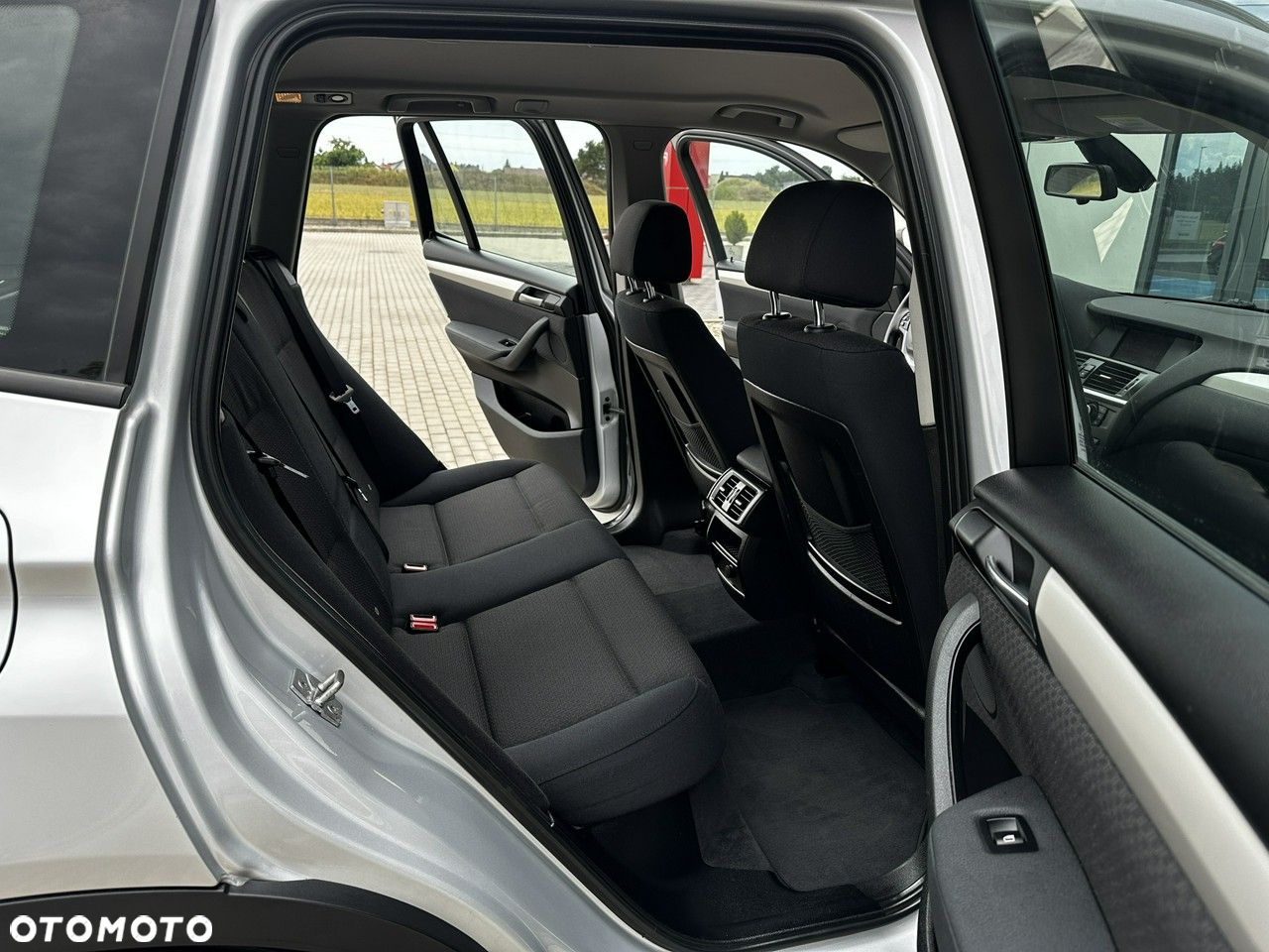 BMW X3 xDrive20d - 13
