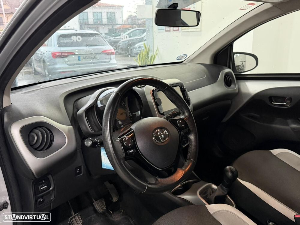Toyota Aygo 1.0 X-Cite - 8