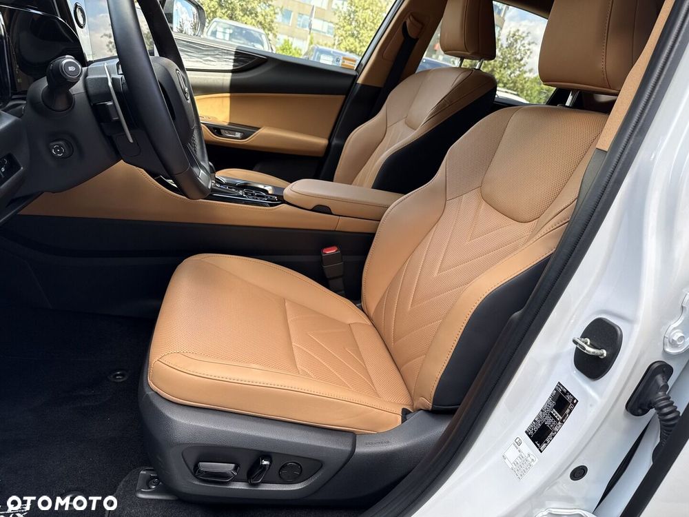 Lexus NX 350h Prestige AWD - 16