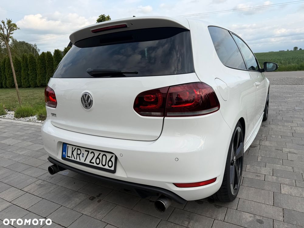 Volkswagen Golf 2.0 GTI DSG Edition 35 - 16
