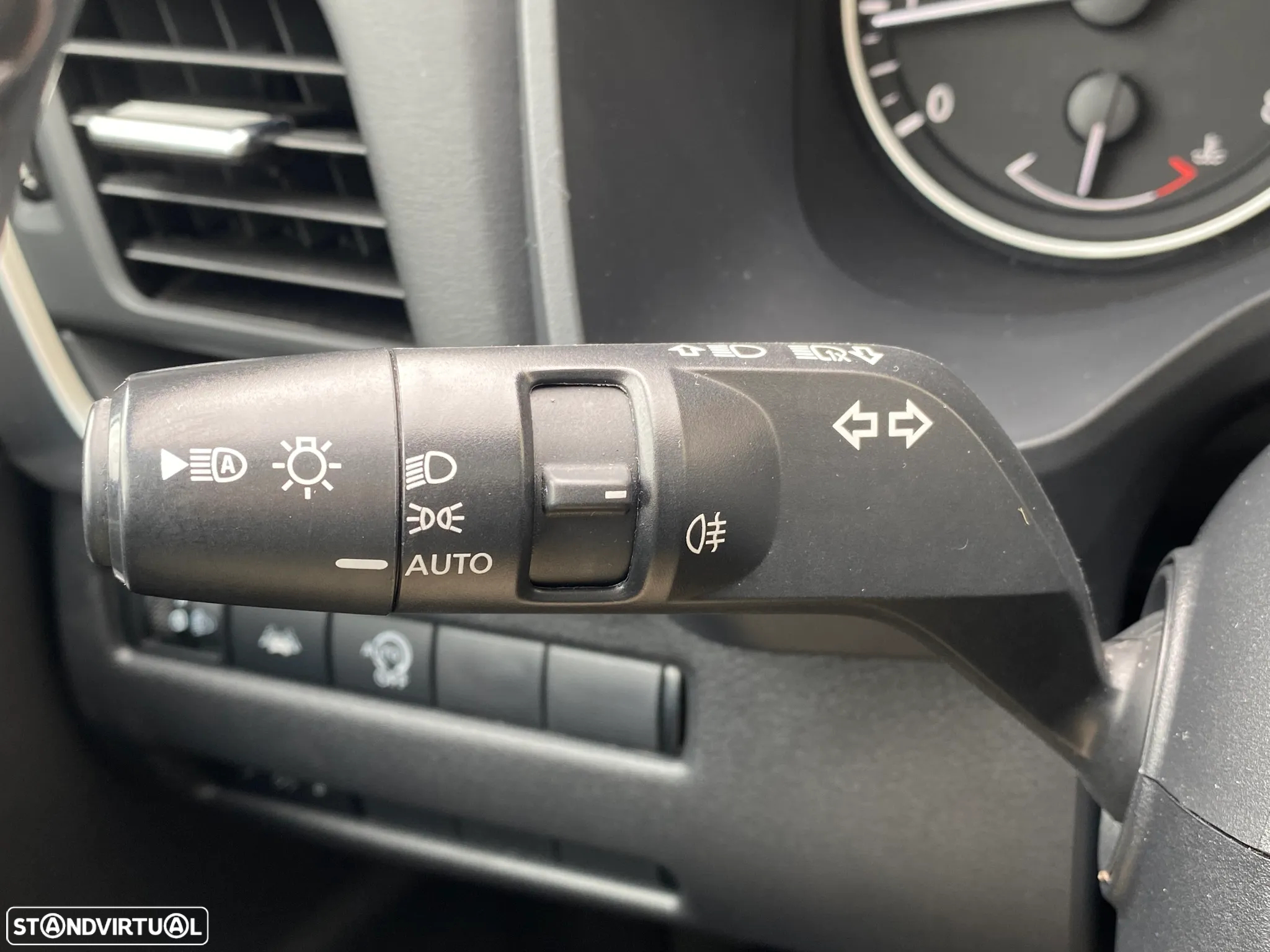 Nissan Qashqai 1.3 DIG-T Business Edition - 28