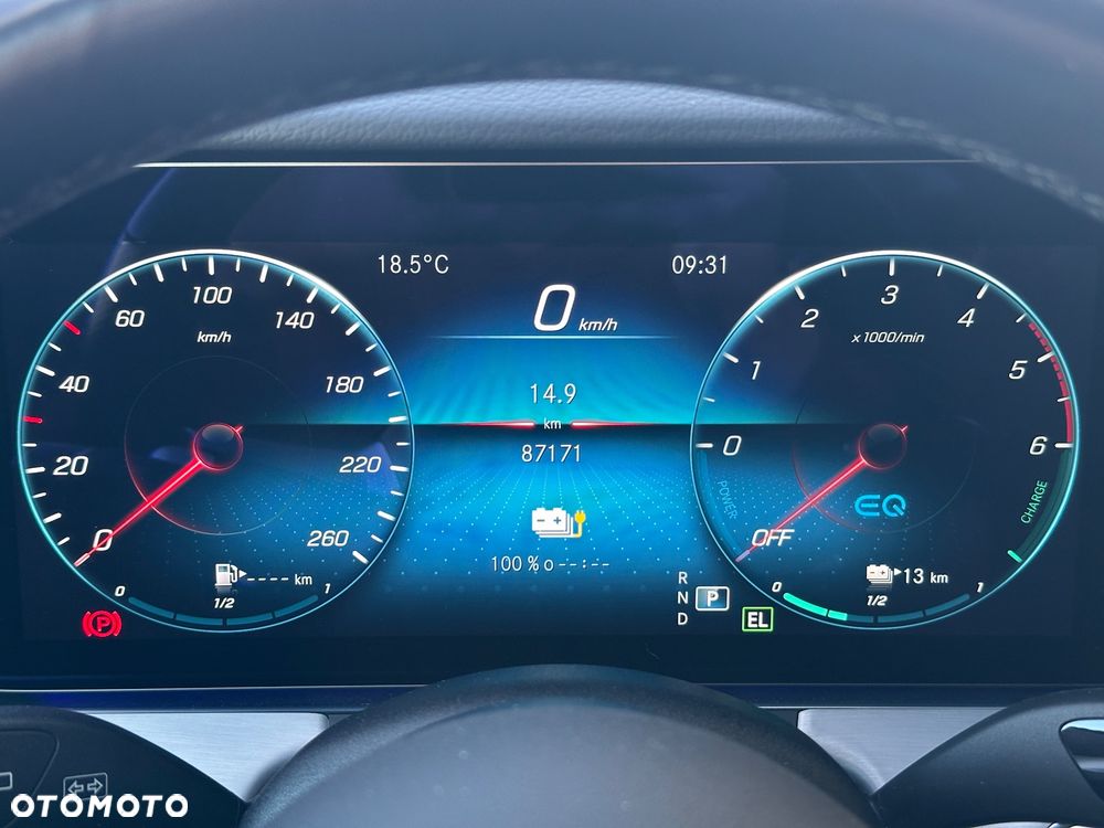 Mercedes-Benz Klasa E 300 de 4Matic 9G-TRONIC AMG Line - 22