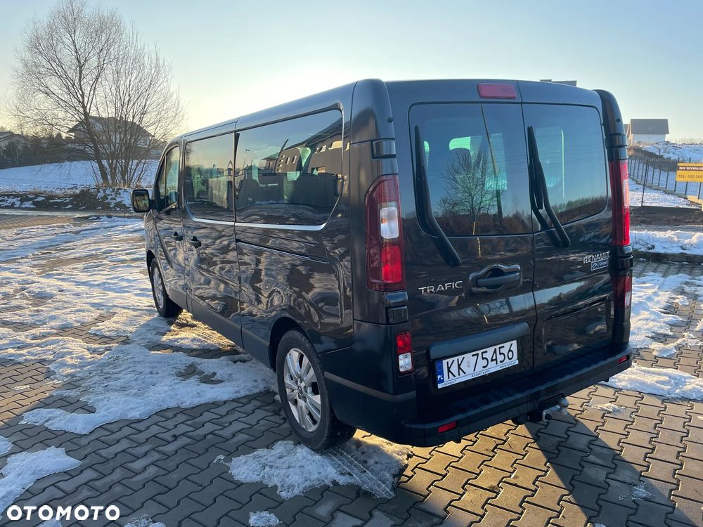 Renault Trafic 2023 photo 4