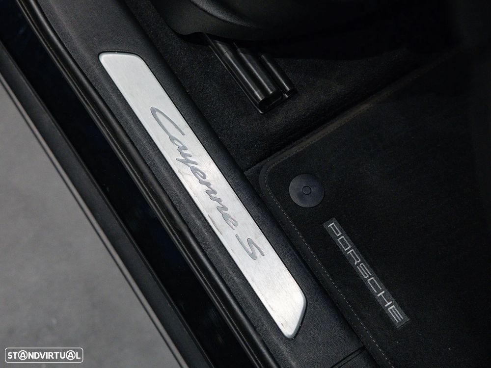 Porsche Cayenne S E-Hybrid - 49