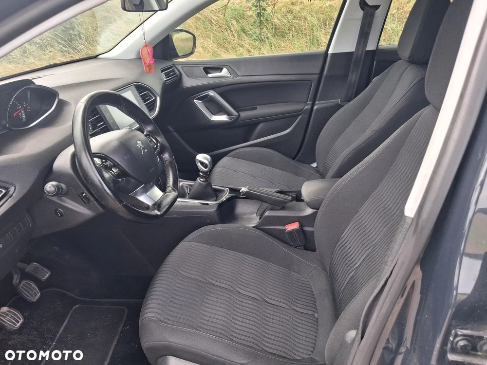 Peugeot 308 BlueHDi FAP 120 Stop&Start Style - 14