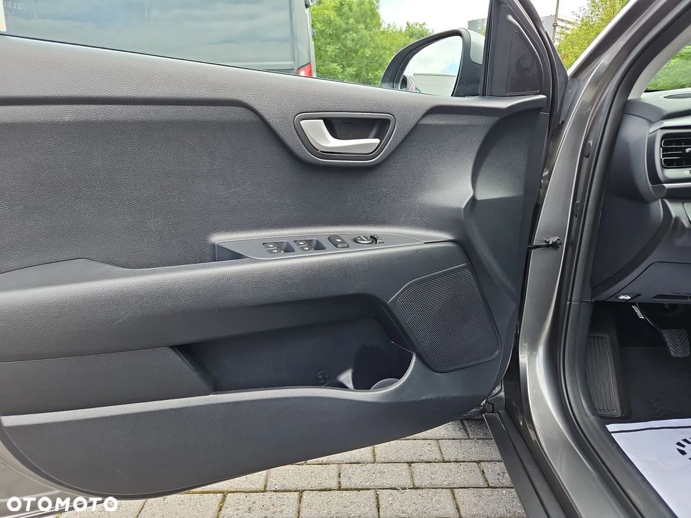 Kia Stonic 1.0 T-GDI M - 10