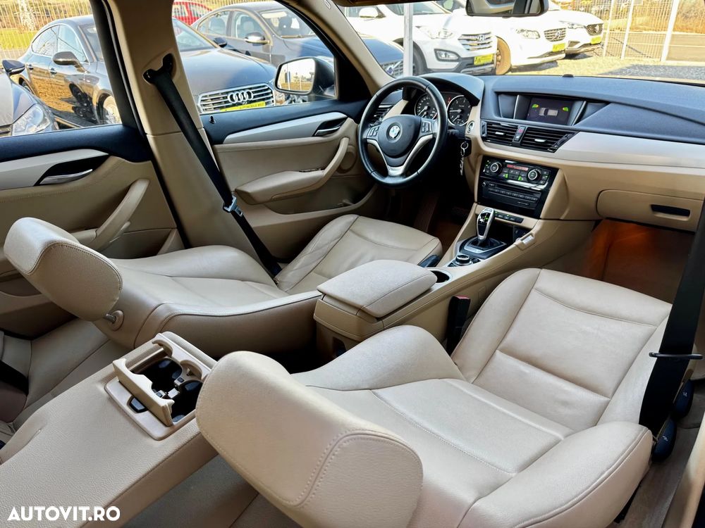 BMW X1 xDrive20d Aut. Sport Line - 24