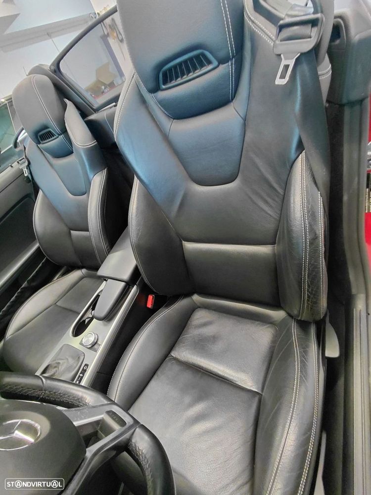 Mercedes-Benz SLK 250 - 18