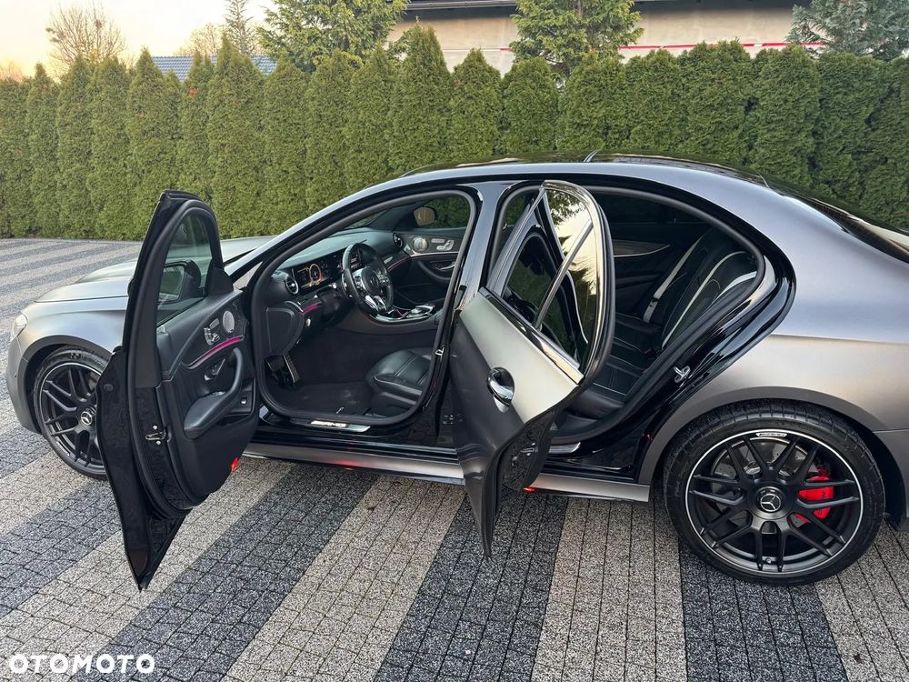 Mercedes-Benz Klasa E AMG 63 S 4Matic+ AMG Speedshift MCT-9G - 9