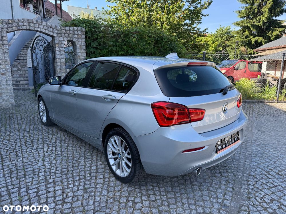 BMW Seria 1 116d EfficientDynamics Edition Urban Line - 4