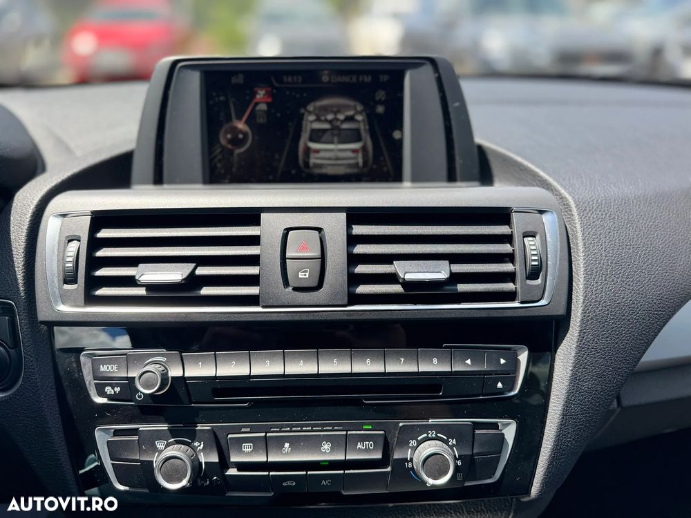 BMW Seria 1 118i Aut. Sport Line - 10
