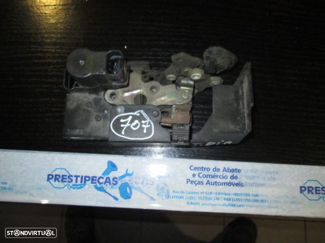 Fecho 16828897 ALFA ROMEO 156 2001 1.6 TSPARK 120CV TD ELETRICO - 1
