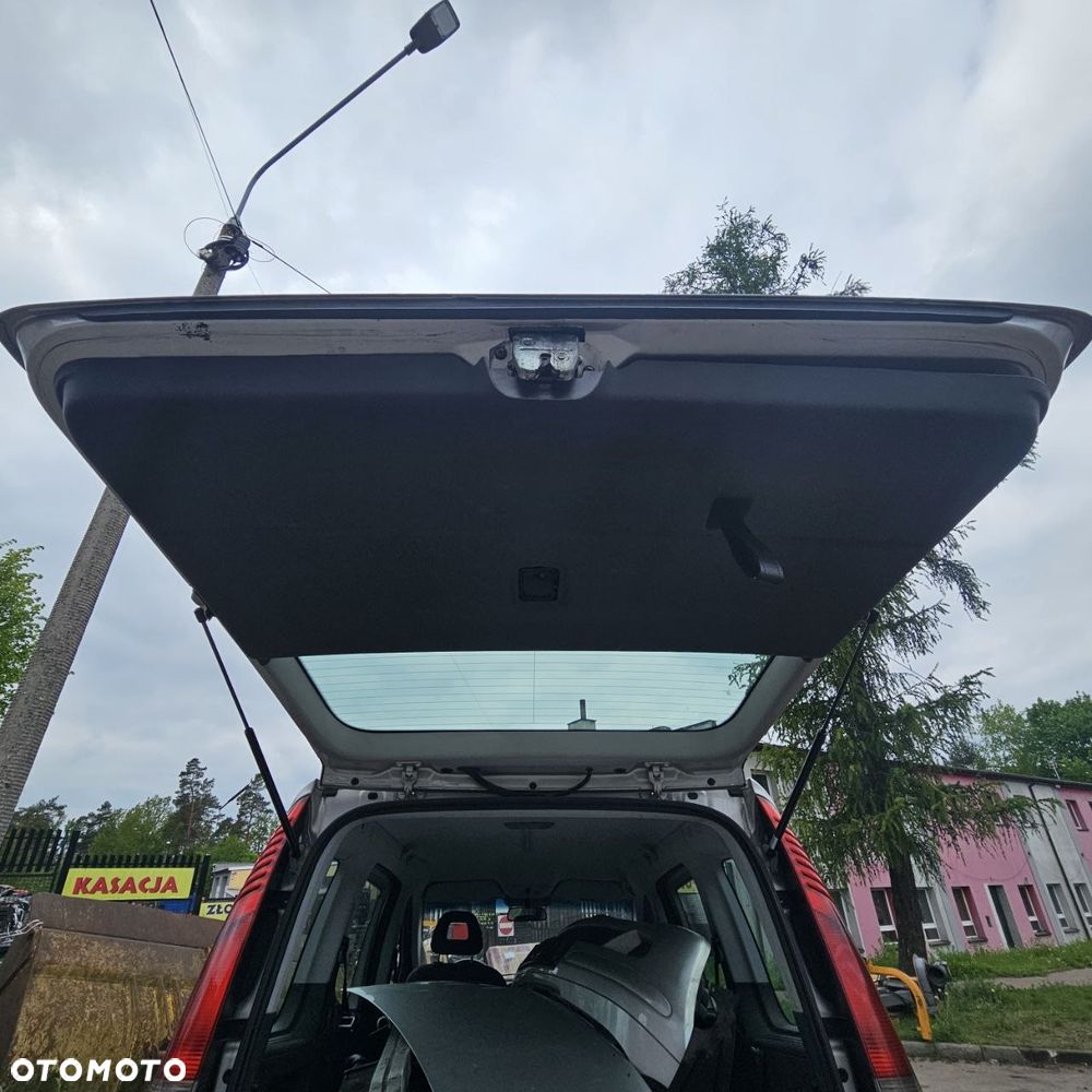 KLAPA BAGAŻNIKA / Mercedes-Benz Vaneo  (kod lak: 9744) - 2
