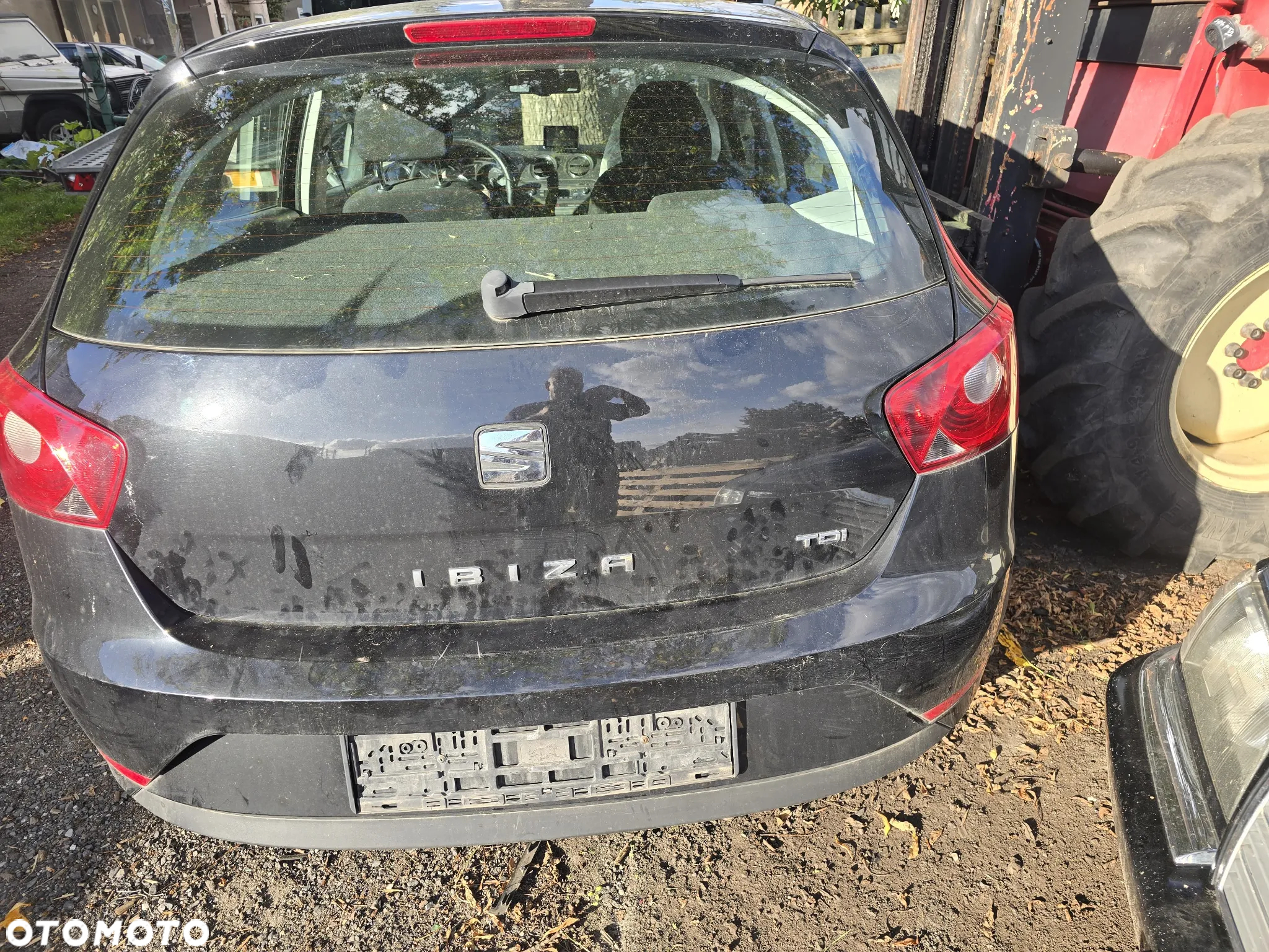 Klapa  tył  seat  Ibiza IV 5D. lift w kolorze LY9T - 2