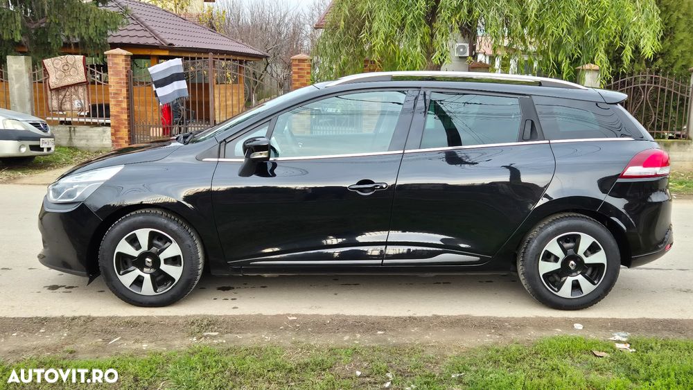 Renault Clio Grandtour Energy TCe 90 Start & Stop Experience - 12