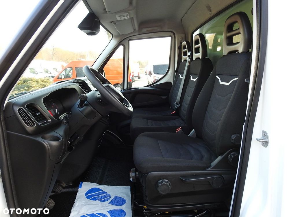 Iveco DAILY 35S16 KONTENER WINDA 8 PALET TEMPOMAT KLIMATYZACJA BLIŹNIACZE KOŁA  160KM - 26