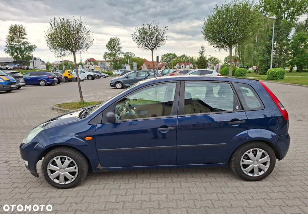 Ford Fiesta - 11