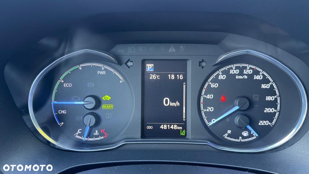 Toyota Yaris Hybrid 100 Business Edition - 26