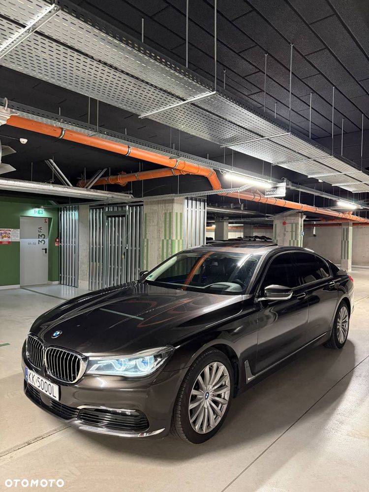 BMW Seria 7 740d xDrive - 3