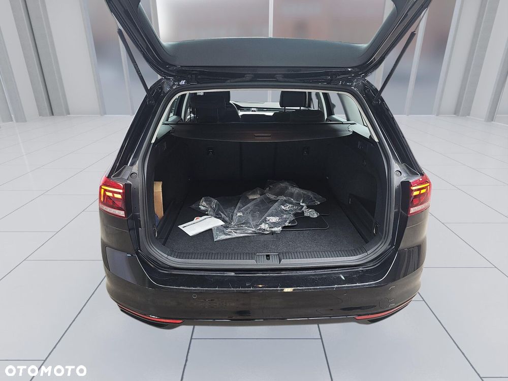 Volkswagen Passat Variant 1.5 TSI EVO Business DSG - 20