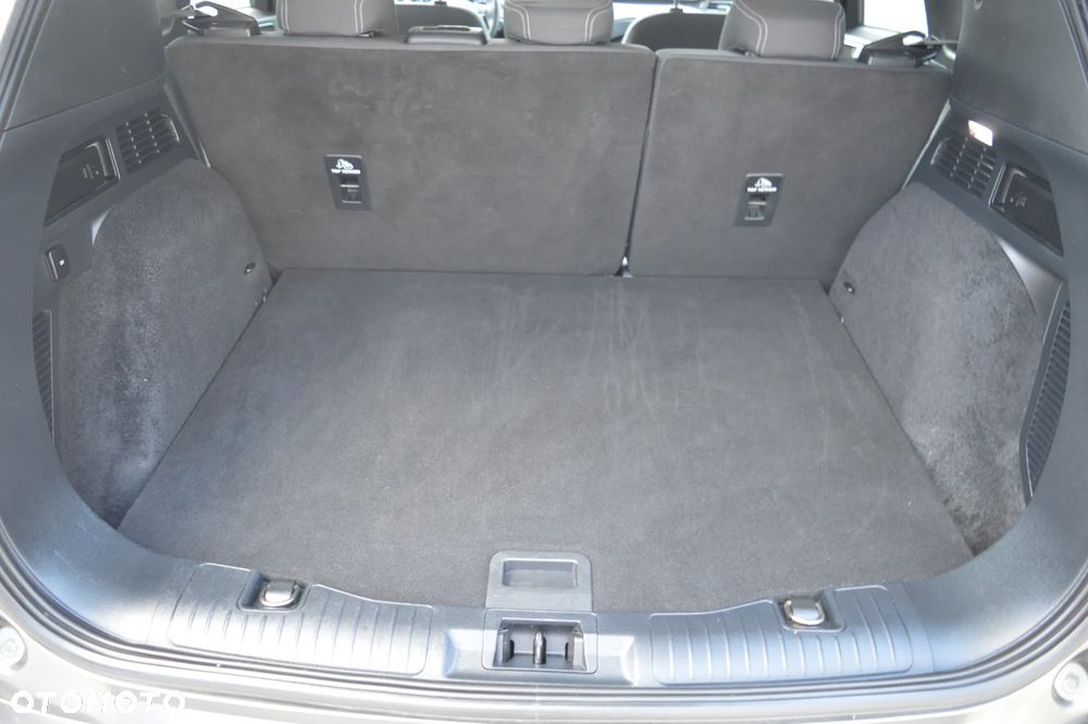Ford Kuga 1.5 EcoBoost FWD Titanium - 12
