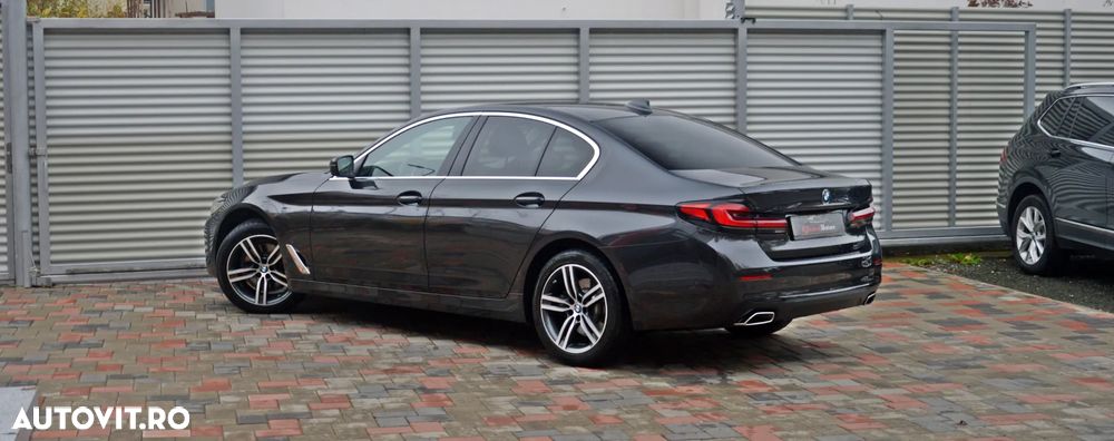 BMW Seria 5 518d AT MHEV - 18