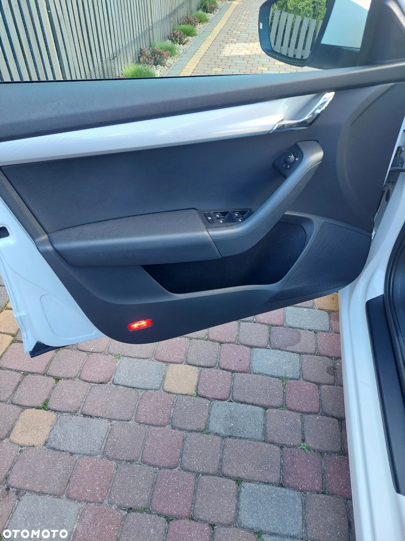 Skoda Octavia 2.0 TDI Ambition DSG - 10