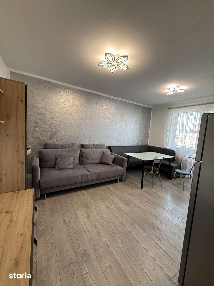 Bloc Nou, AP 3 camere, mobilat, parcare 400$/ luna Str. Victoriei 83L — fotografia 2