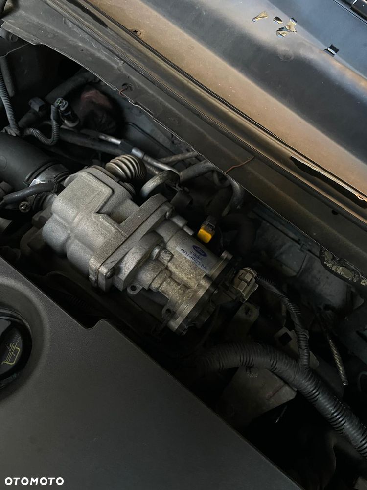 Ford Mondeo 1.8 TDCi Titanium - 15