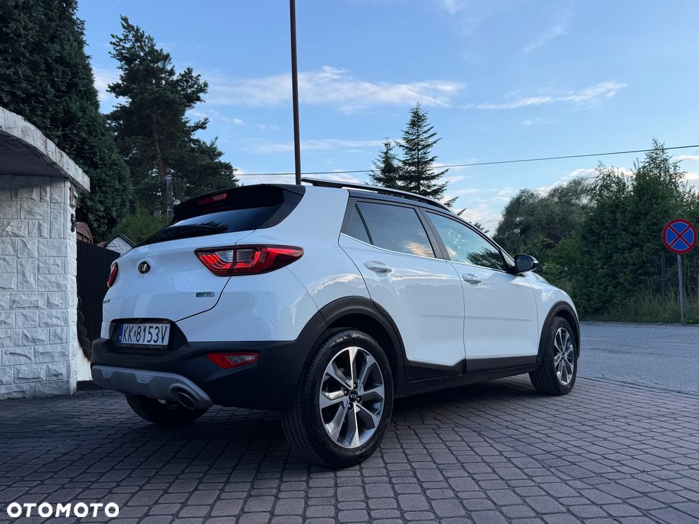 Kia Stonic 1.4 L - 8