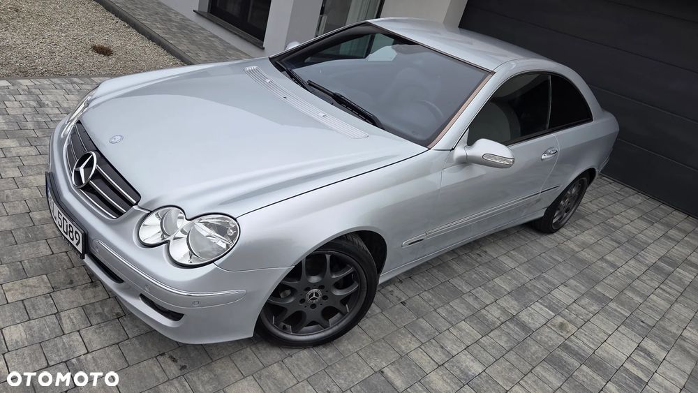 Mercedes-Benz CLK - 12