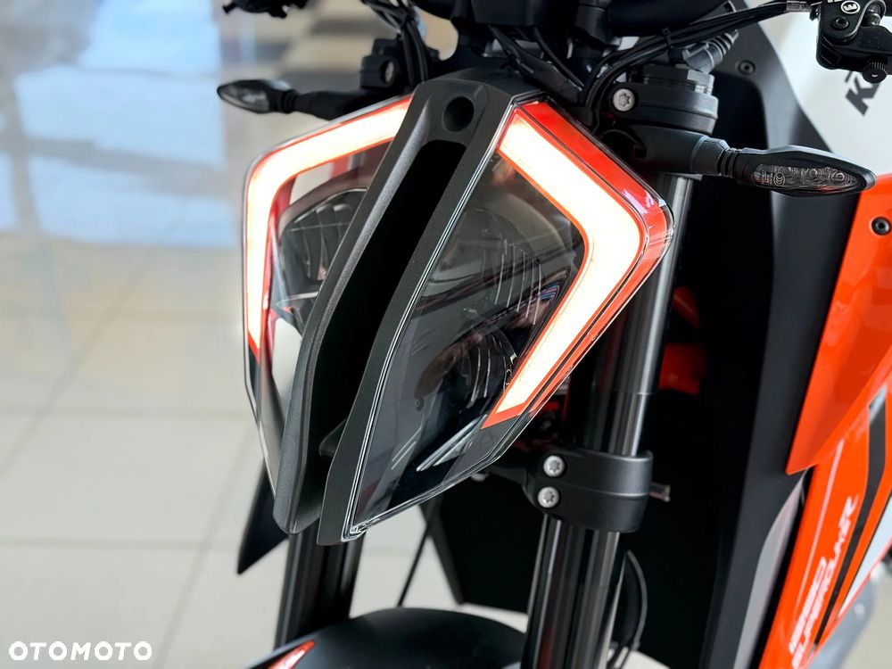 KTM Super Duke - 16