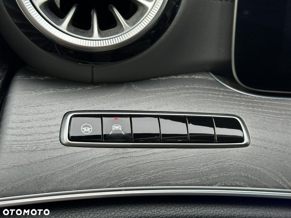 Mercedes-Benz CLS - 36