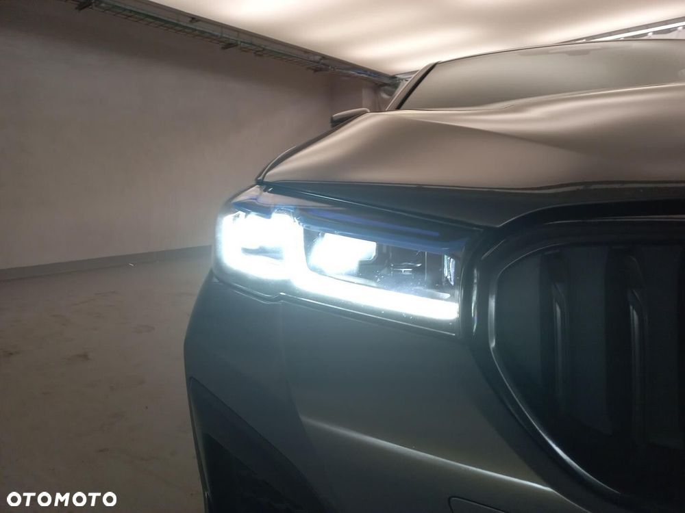 BMW Seria 5 - 21