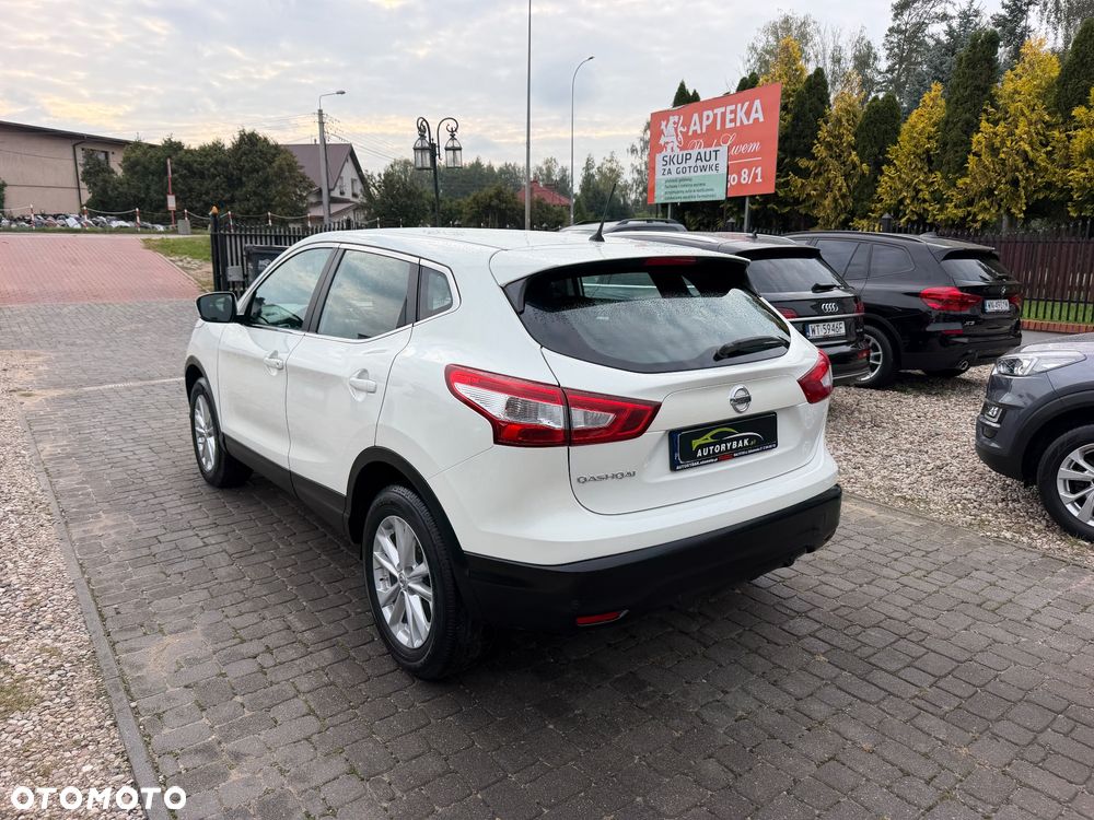 Nissan Qashqai 1.2 DIG-T N-Connecta EU6 - 33