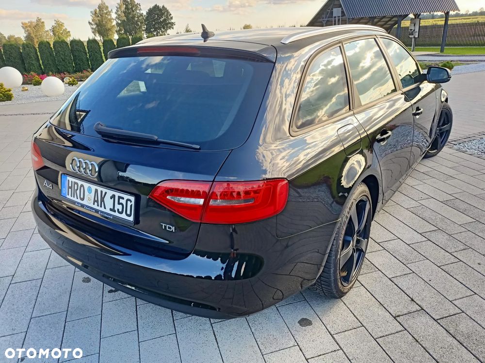 Audi A4 Avant 2.0 TDI DPF clean diesel S line Sportpaket - 5