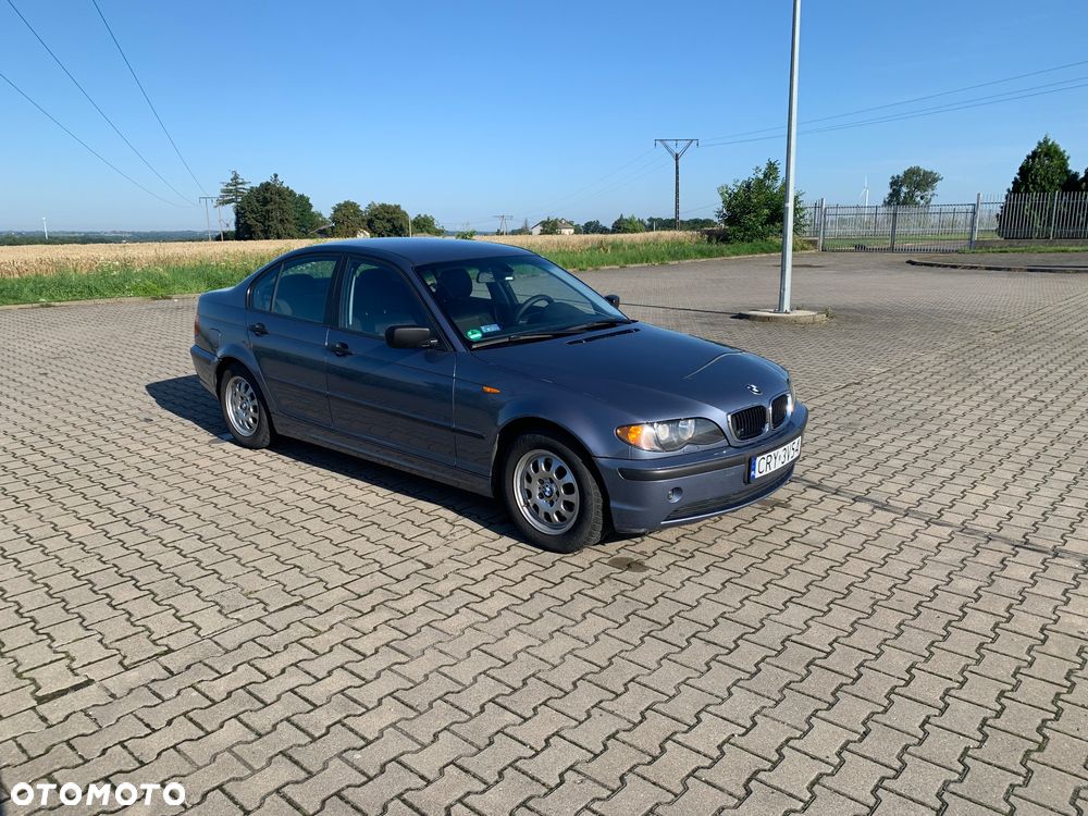 BMW Seria 3 318i - 3