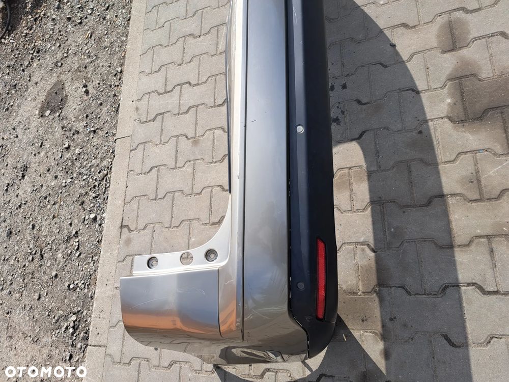 Citroen C5 III Zderzak tył tylny kombi pdc 4x KCHC - 4