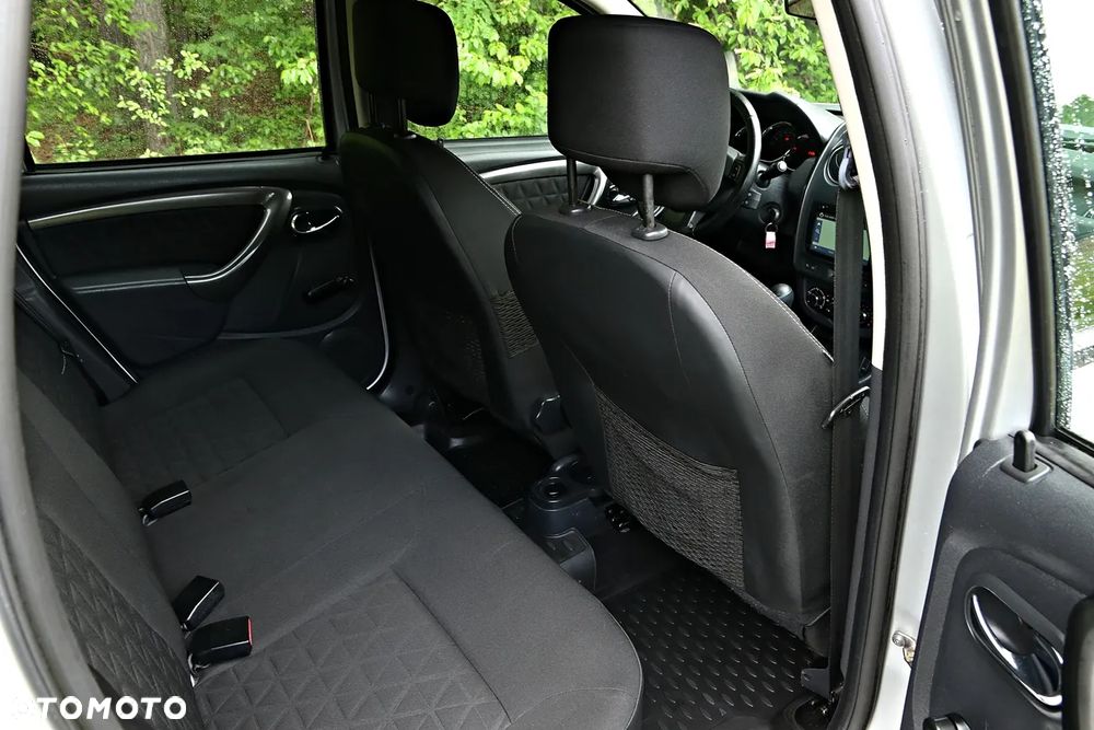 Dacia Duster TCe 125 4x2 Celebration - 33