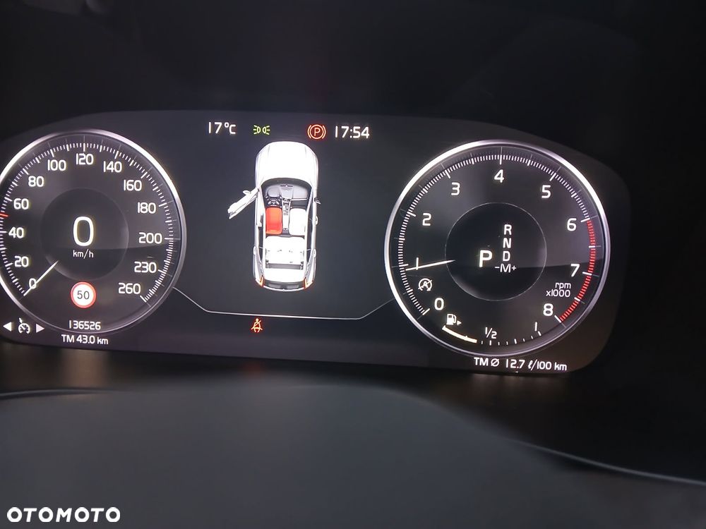 Volvo XC 40 T3 - 16