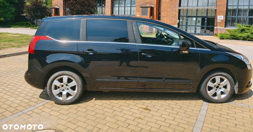Peugeot 5008 - 7
