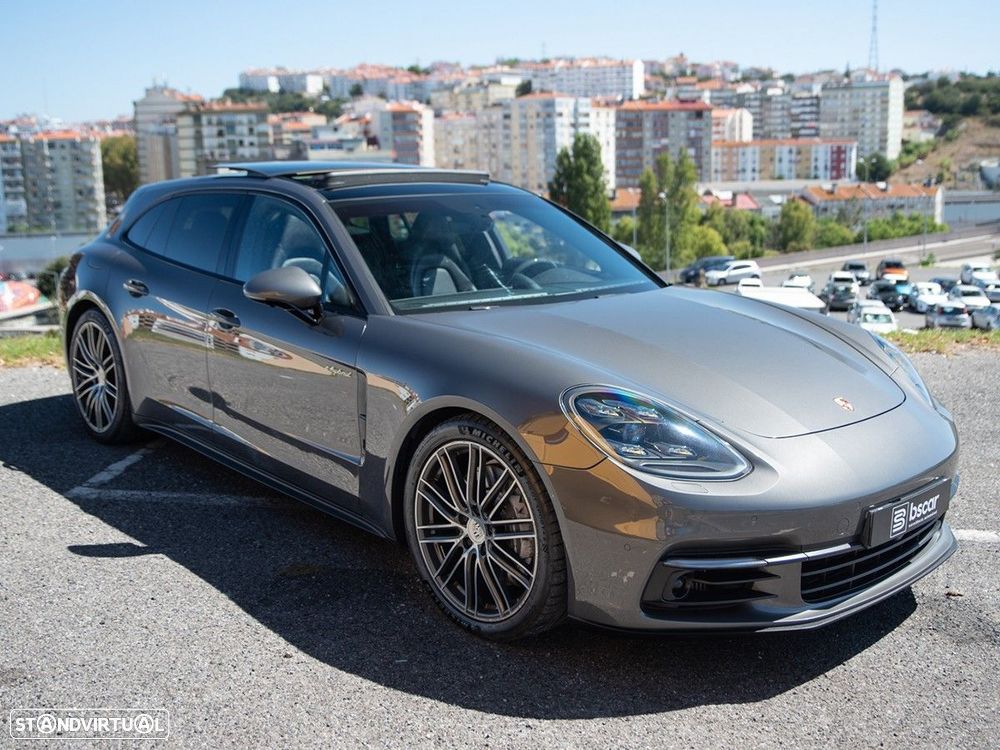 Porsche Panamera Sport Turismo 4 E-Hybrid - 4
