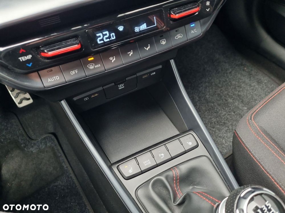 Hyundai i20 - 19