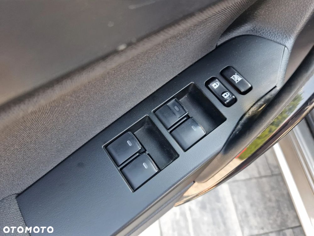Toyota Auris 1.6 Freestyle - 12