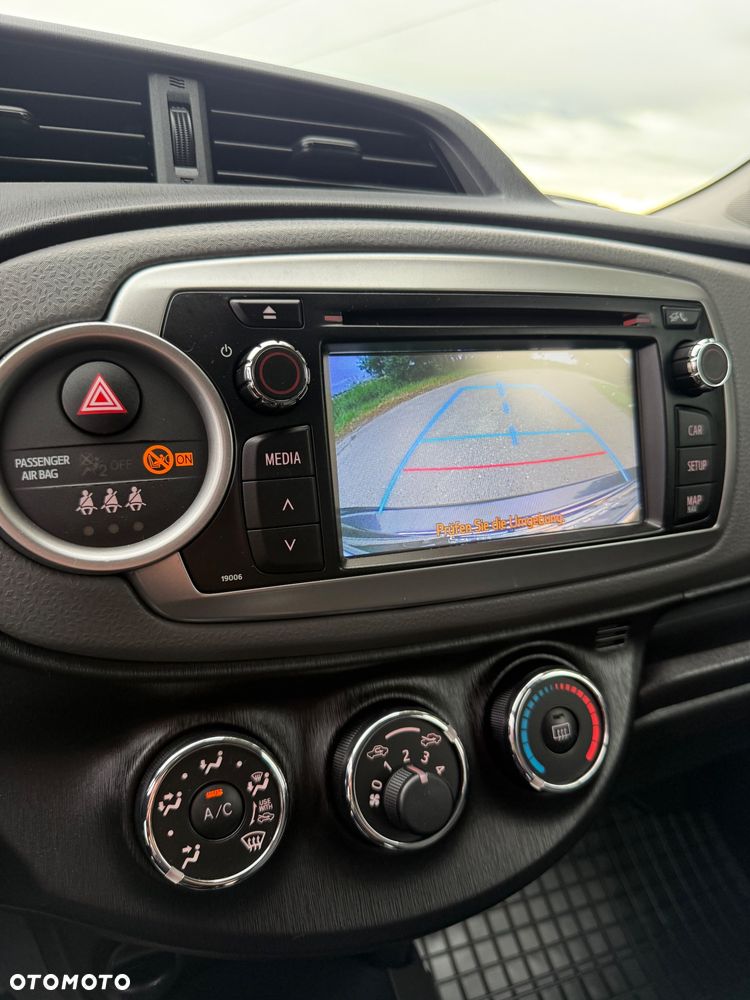 Toyota Yaris 1.0 VVT-i Trend - 24