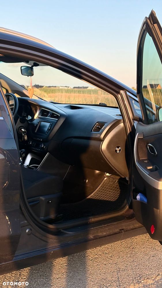 Kia Ceed 1.6 GDI L - 16