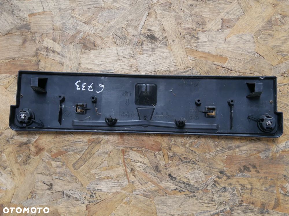 PODSTAWA POD TABLICE MAZDA 6 GJ 13- GHP9-50171 - 2