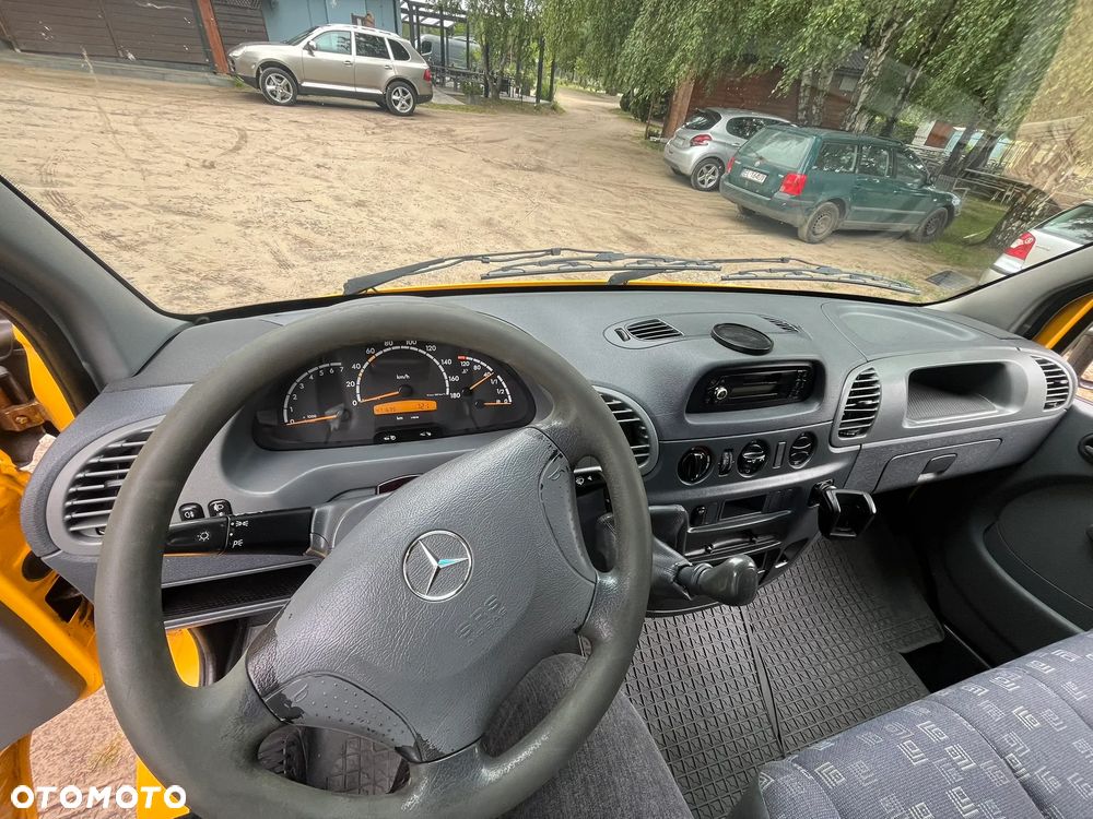 Mercedes-Benz SPRINTER - 8